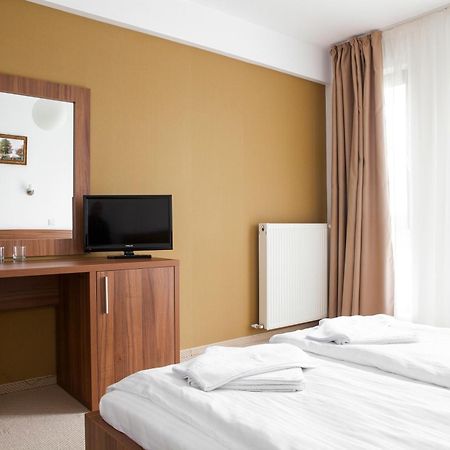 Hotel Mariss Alba Iulia Exterior photo