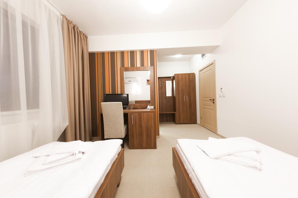 Hotel Mariss Alba Iulia Room photo