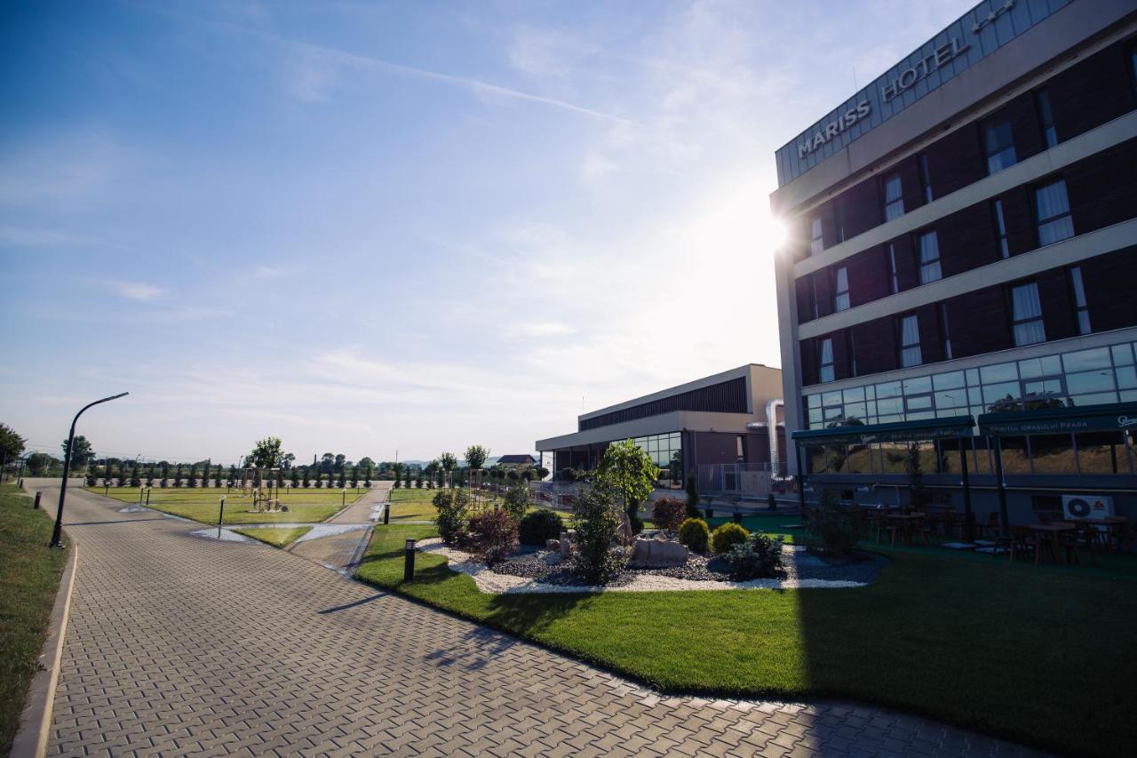 Hotel Mariss Alba Iulia Exterior photo