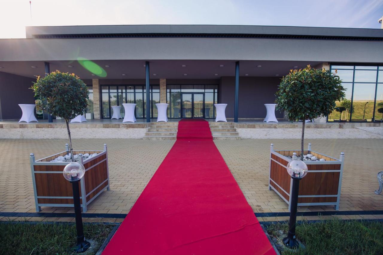 Hotel Mariss Alba Iulia Exterior photo